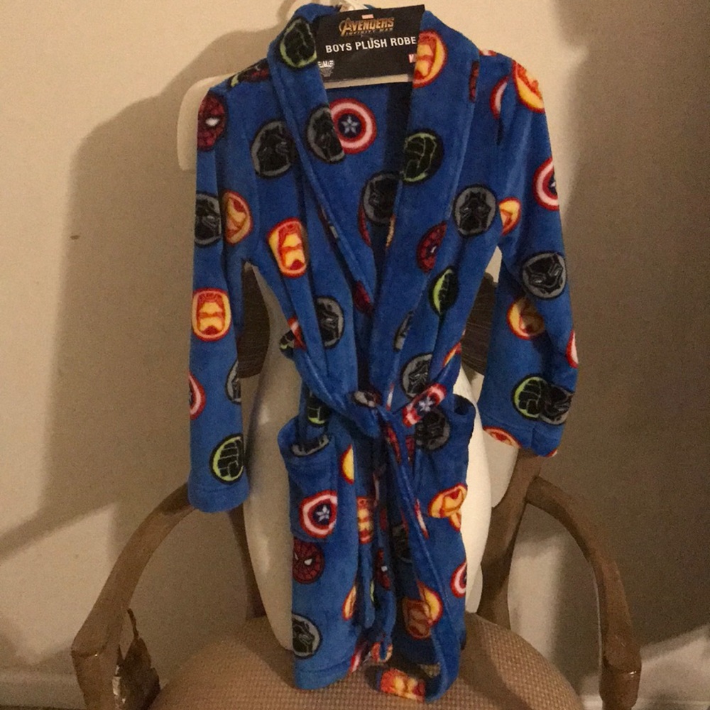 Marvel Avengers Infinity War Boys Plush Robe Sz:12